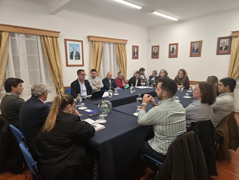 Tomada de Posse da Assembleia de Freguesia da Ribeirinha para o Quadri&eacute;nio 2025-2029