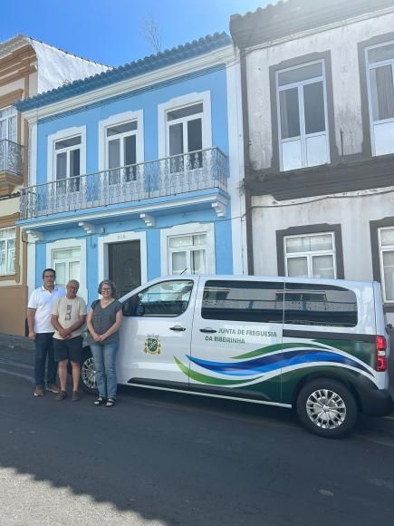 Nova viatura de 9 lugares refor&ccedil;a o apoio &agrave;s Institui&ccedil;&otilde;es e dinamiza&ccedil;&atilde;o da Comunidade da Ribeirinha