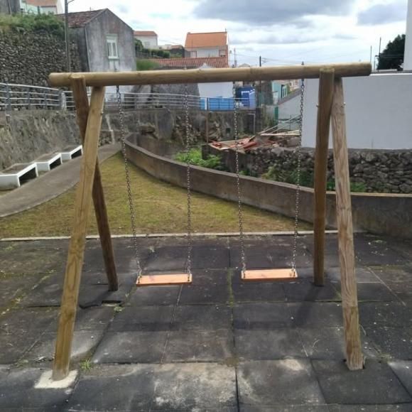 Refor&ccedil;o dos equipamentos de lazer na Ribeirinha