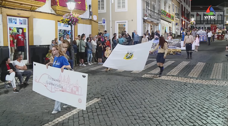 Ribeirinha levou &ldquo;O Bodo da Ribeirinha&rdquo; ao Desfile das Freguesias das Sanjoaninas 2026